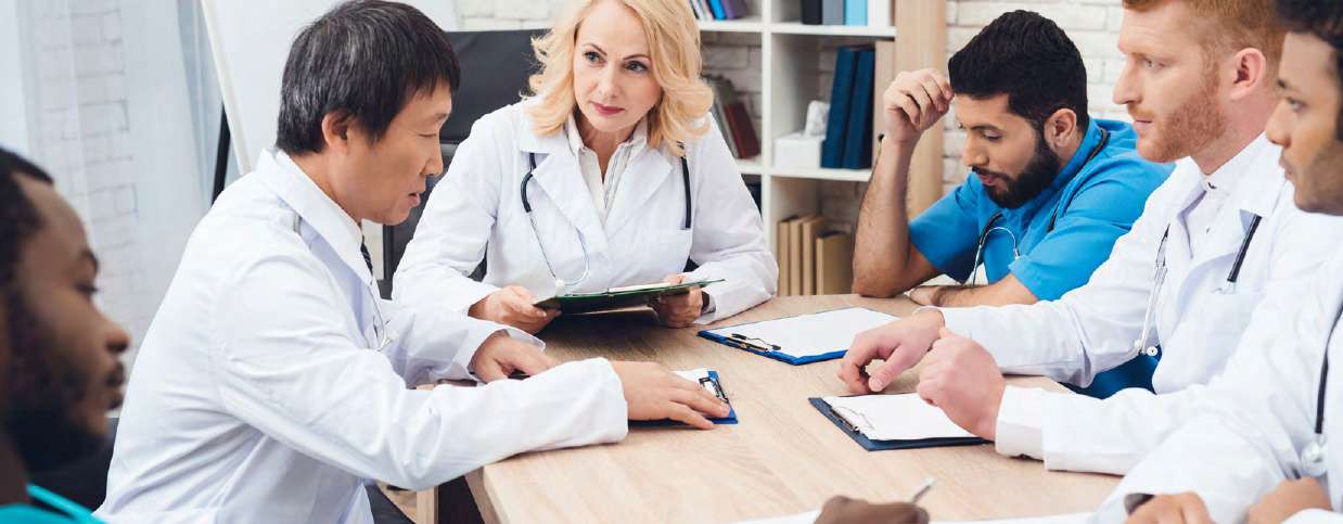 co-construire_avec_la_direction_le_pôle_et_les_services